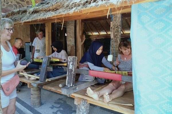 Sasak culture and history shore excursion