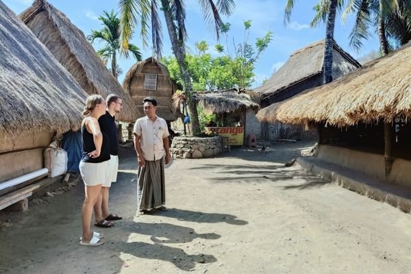 sasak village cultural shore excursion