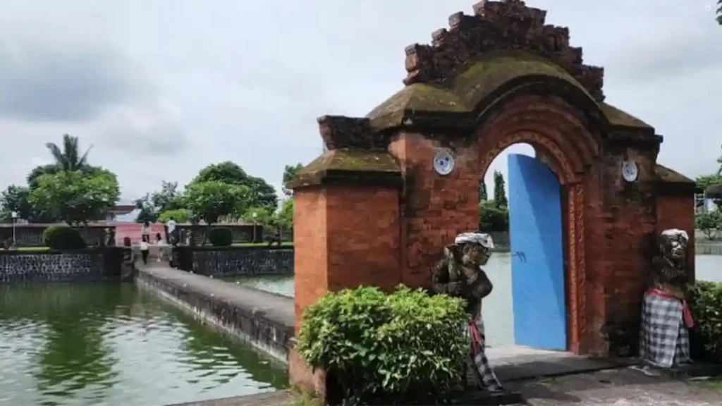 Mataram City shore excursion