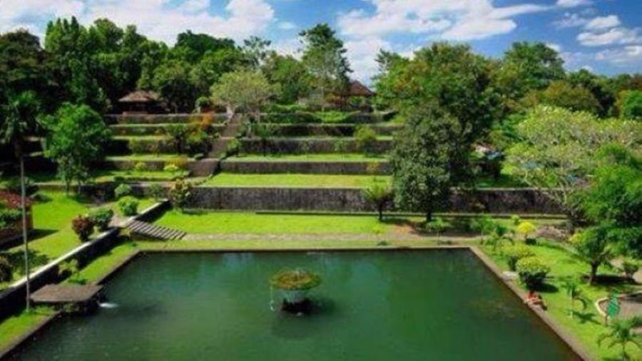 Mayura Water Palace shore excursion