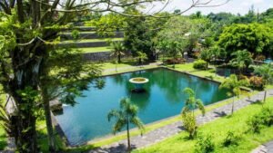 Lombok city sightseeing from cruise port