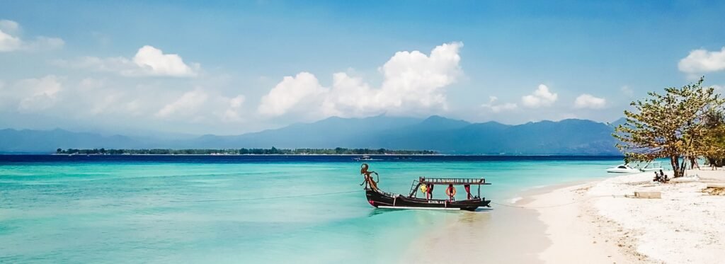 Beach tours from cruise Lombok