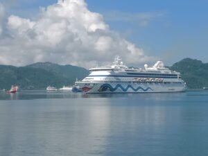 activities in Lombok for cruise passengers