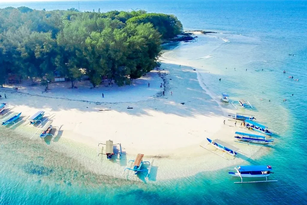 tours from Gili Mas port