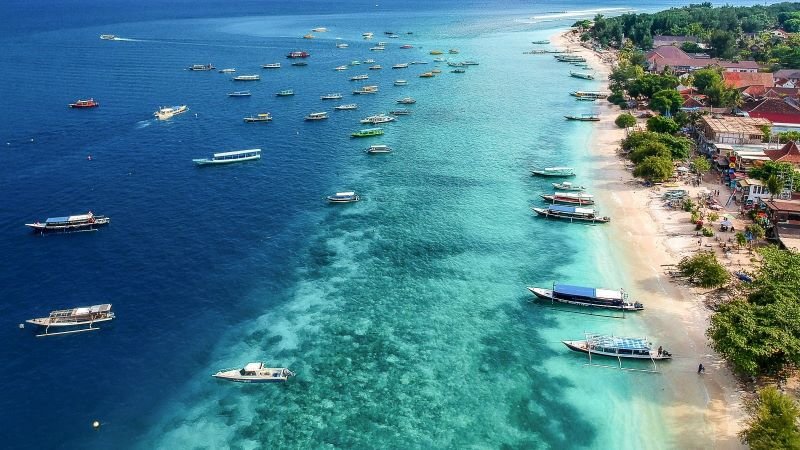 Lombok port of call activities