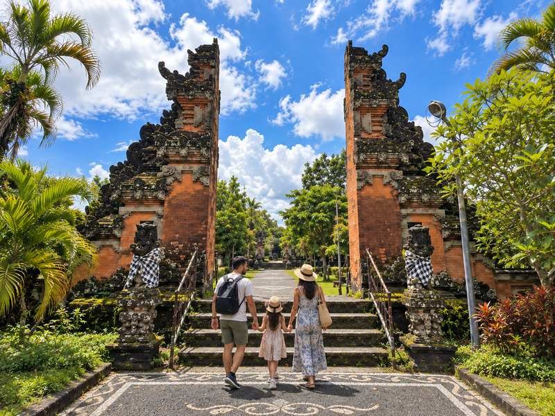 Air Terjun Benang Kelambu untuk Anak